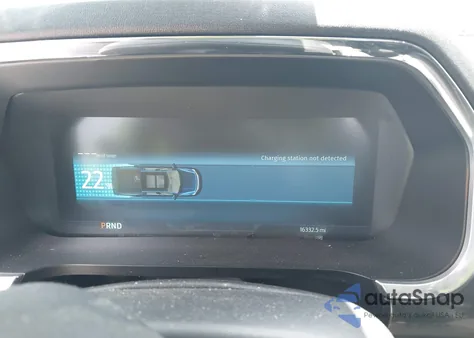 2022 Ford F-150 Lightning Pro z USA, uszkodzony, nr VIN 1FTVW1EL4NWG02630